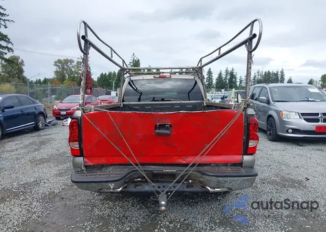 2003 Chevrolet Silverado 1500 z USA, uszkodzony, nr VIN 1GCEC19V13E279497